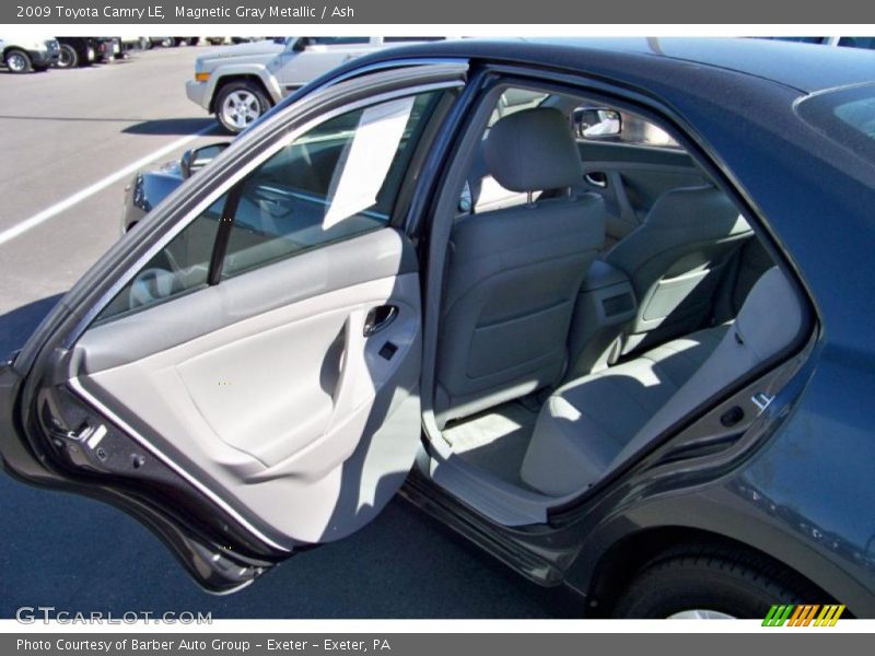 Magnetic Gray Metallic / Ash 2009 Toyota Camry LE