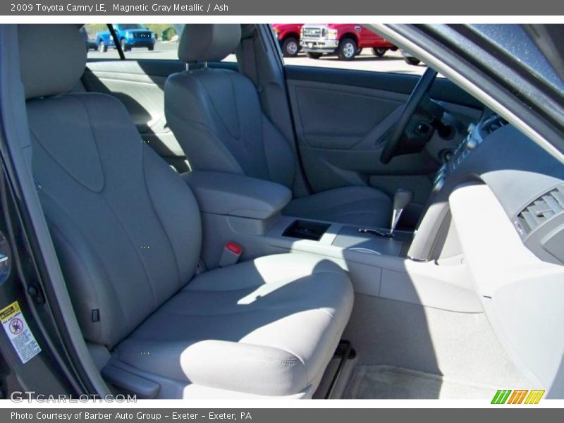 Magnetic Gray Metallic / Ash 2009 Toyota Camry LE