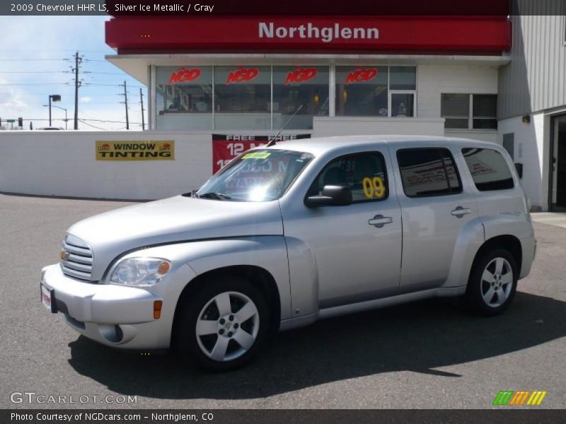 Silver Ice Metallic / Gray 2009 Chevrolet HHR LS