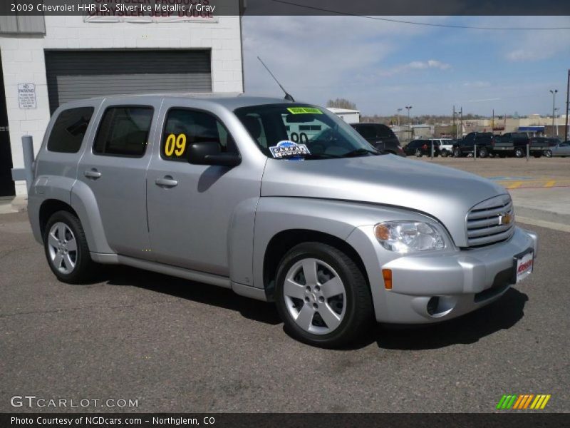 Silver Ice Metallic / Gray 2009 Chevrolet HHR LS