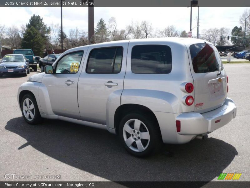 Silver Ice Metallic / Gray 2009 Chevrolet HHR LS