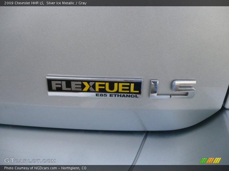 Silver Ice Metallic / Gray 2009 Chevrolet HHR LS