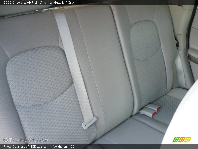 Silver Ice Metallic / Gray 2009 Chevrolet HHR LS