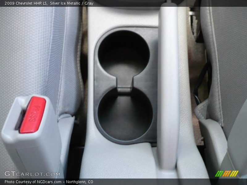 Silver Ice Metallic / Gray 2009 Chevrolet HHR LS