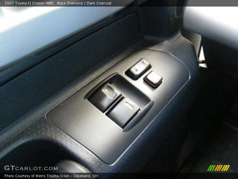 Black Diamond / Dark Charcoal 2007 Toyota FJ Cruiser 4WD