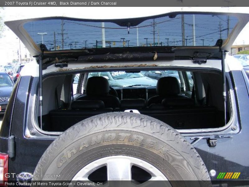 Black Diamond / Dark Charcoal 2007 Toyota FJ Cruiser 4WD