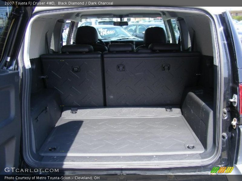 Black Diamond / Dark Charcoal 2007 Toyota FJ Cruiser 4WD