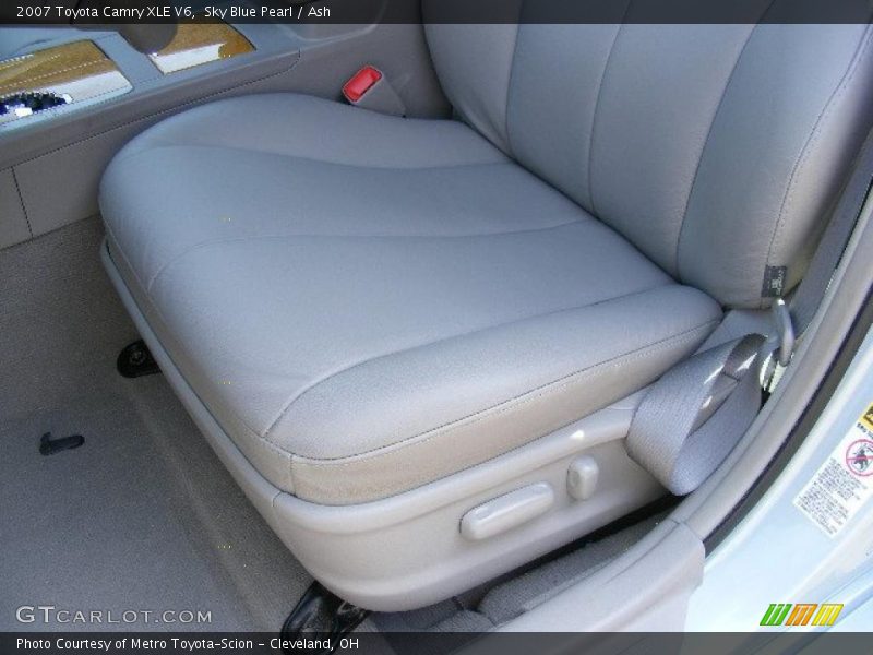Sky Blue Pearl / Ash 2007 Toyota Camry XLE V6