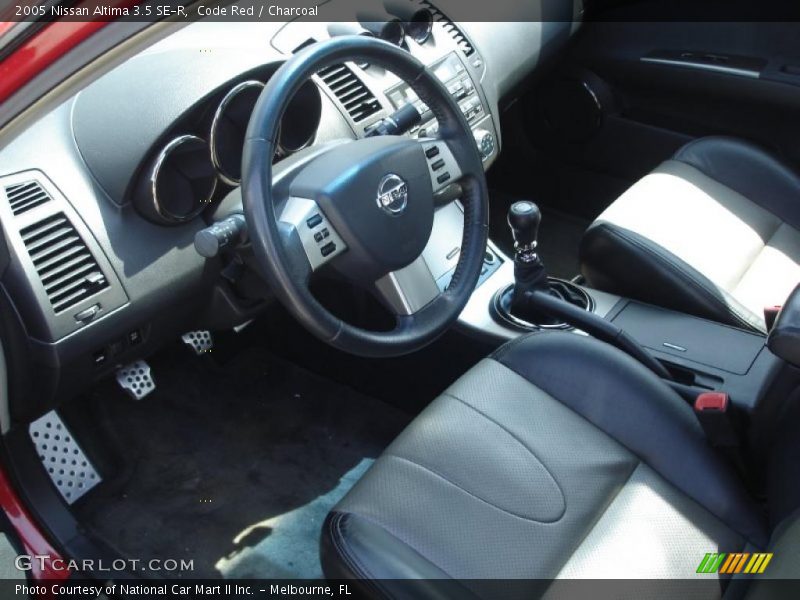 Code Red / Charcoal 2005 Nissan Altima 3.5 SE-R