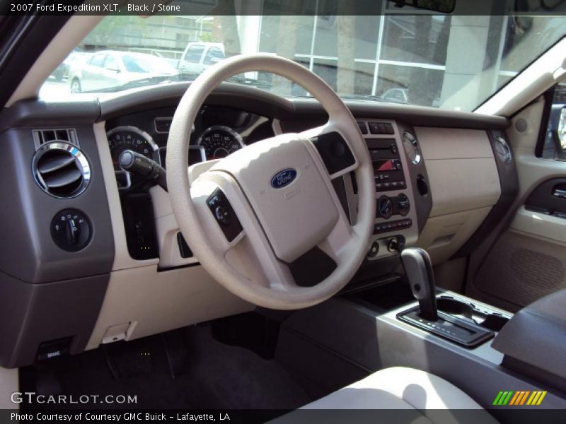 Black / Stone 2007 Ford Expedition XLT