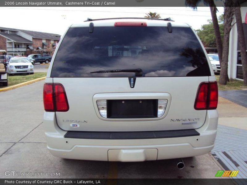 Cashmere Tri-Coat / Camel 2006 Lincoln Navigator Ultimate