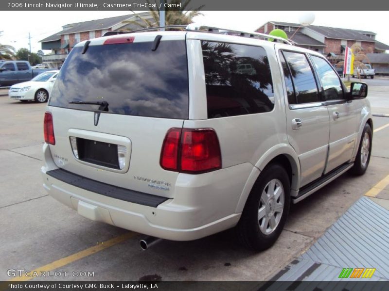 Cashmere Tri-Coat / Camel 2006 Lincoln Navigator Ultimate