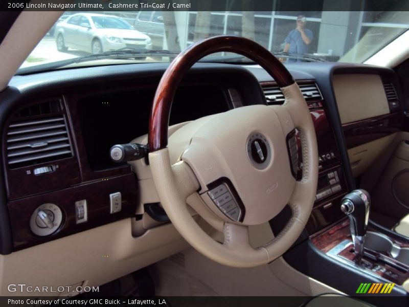 Cashmere Tri-Coat / Camel 2006 Lincoln Navigator Ultimate