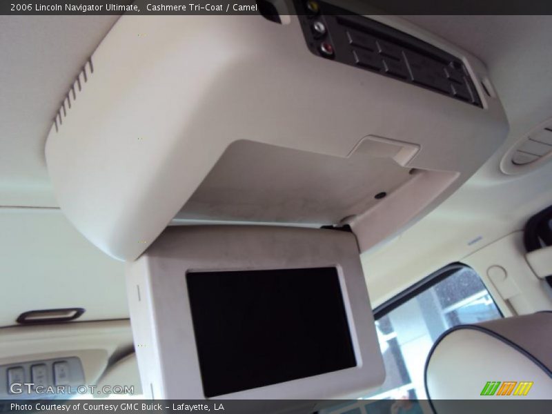 Cashmere Tri-Coat / Camel 2006 Lincoln Navigator Ultimate