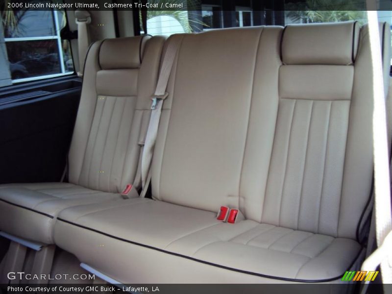 Cashmere Tri-Coat / Camel 2006 Lincoln Navigator Ultimate