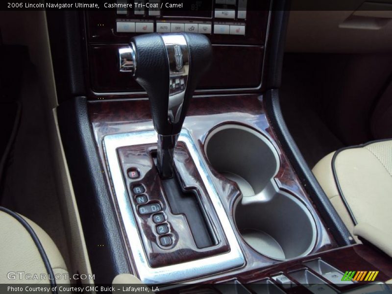 Cashmere Tri-Coat / Camel 2006 Lincoln Navigator Ultimate