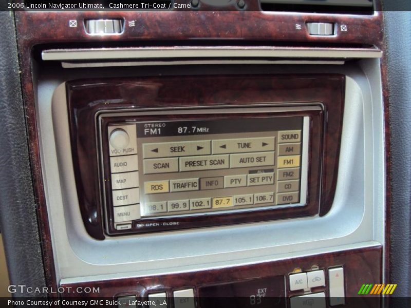 Cashmere Tri-Coat / Camel 2006 Lincoln Navigator Ultimate