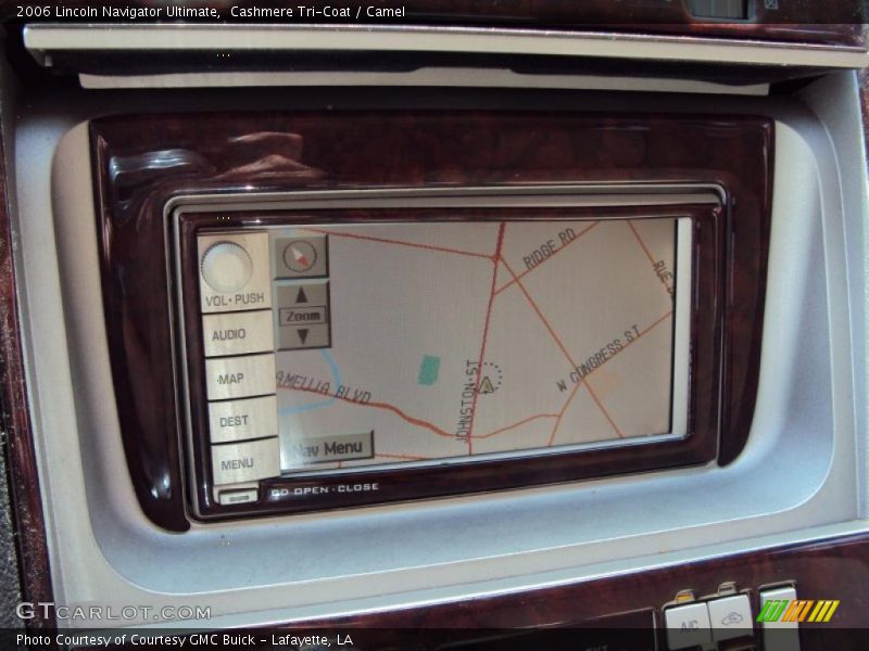 Cashmere Tri-Coat / Camel 2006 Lincoln Navigator Ultimate