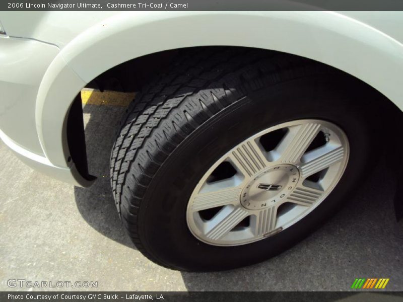 Cashmere Tri-Coat / Camel 2006 Lincoln Navigator Ultimate