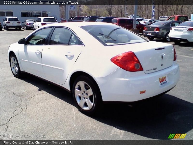 Summit White / Light Taupe 2009 Pontiac G6 Sedan
