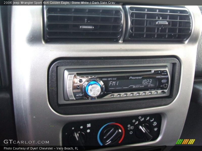 Stone White / Dark Slate Gray 2006 Jeep Wrangler Sport 4x4 Golden Eagle