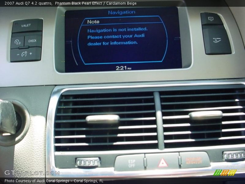Phantom Black Pearl Effect / Cardamom Beige 2007 Audi Q7 4.2 quattro