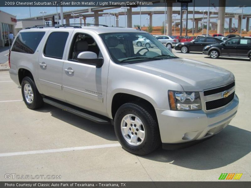 Silver Birch Metallic / Light Titanium/Dark Titanium 2009 Chevrolet Suburban LT