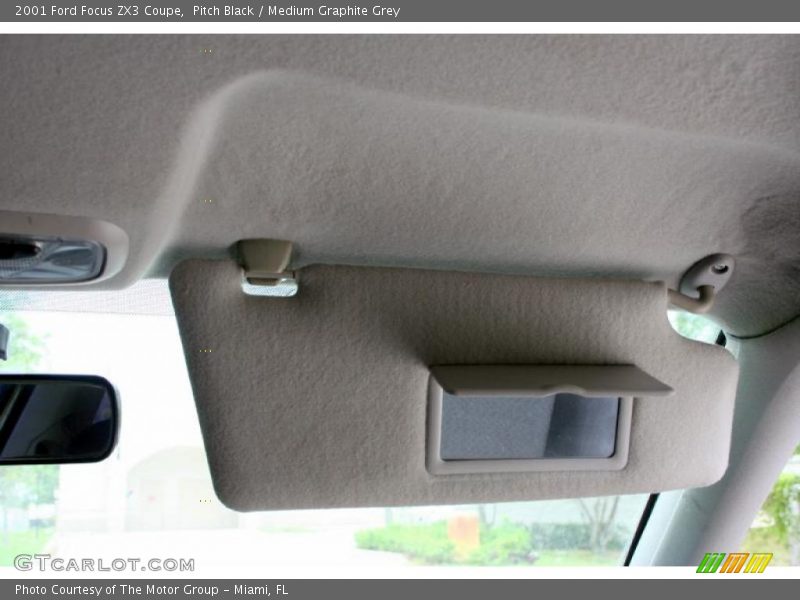 Pitch Black / Medium Graphite Grey 2001 Ford Focus ZX3 Coupe