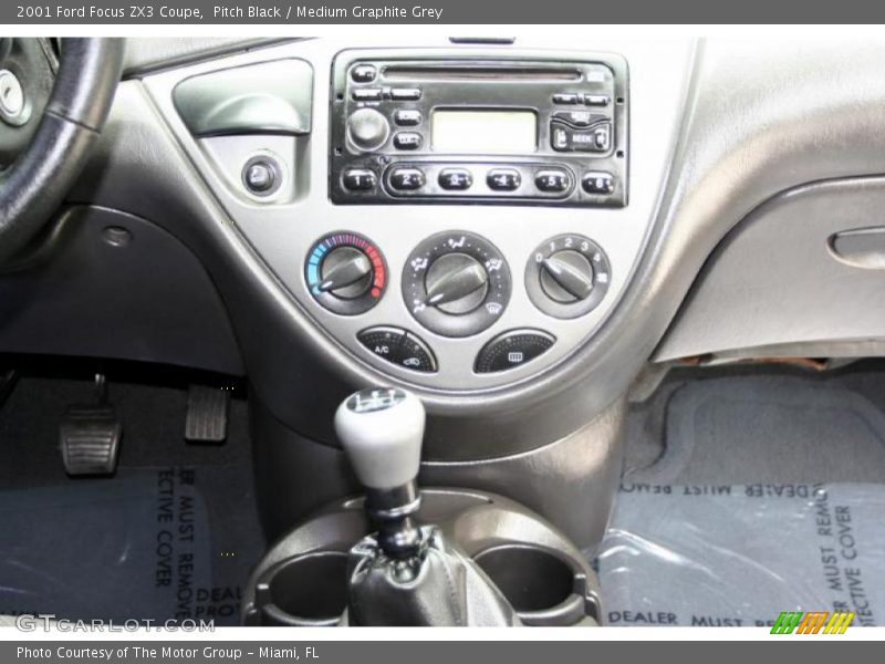Pitch Black / Medium Graphite Grey 2001 Ford Focus ZX3 Coupe