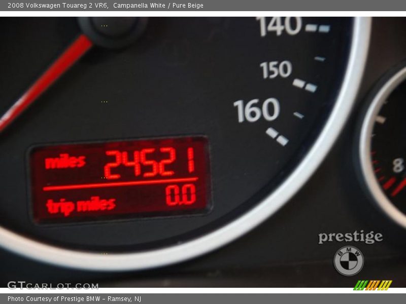 Campanella White / Pure Beige 2008 Volkswagen Touareg 2 VR6