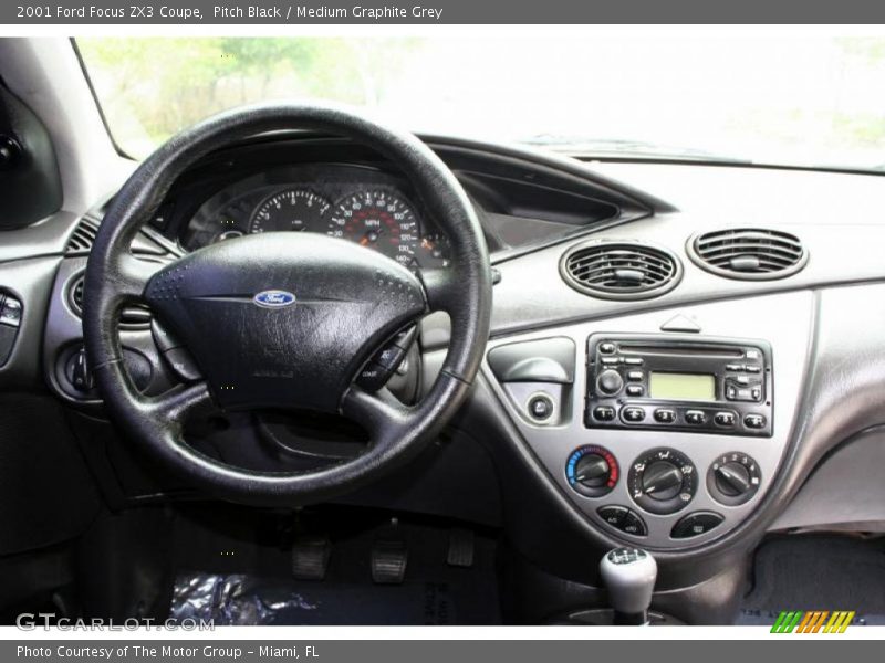 Pitch Black / Medium Graphite Grey 2001 Ford Focus ZX3 Coupe