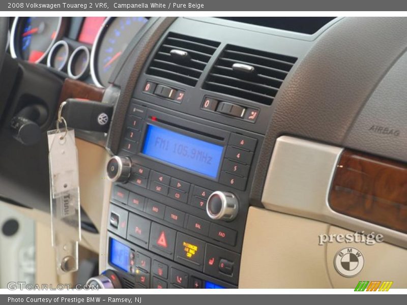 Campanella White / Pure Beige 2008 Volkswagen Touareg 2 VR6