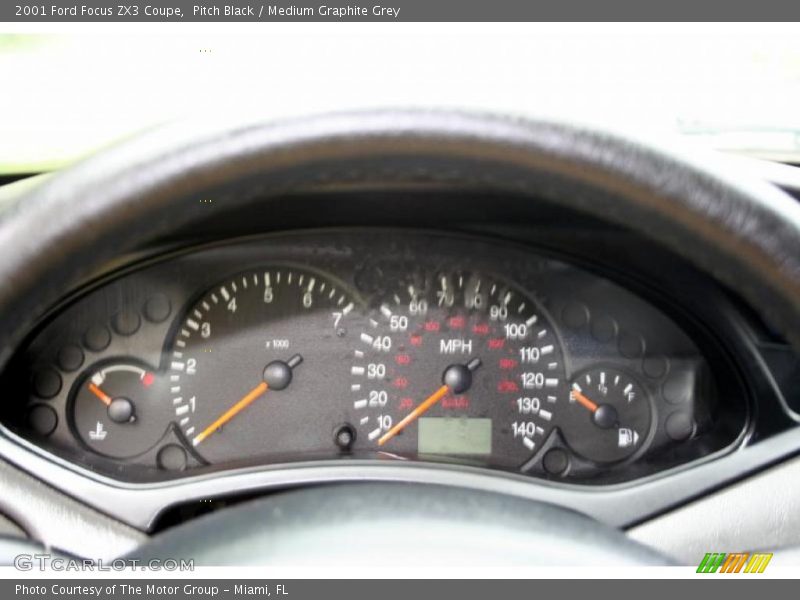 Pitch Black / Medium Graphite Grey 2001 Ford Focus ZX3 Coupe