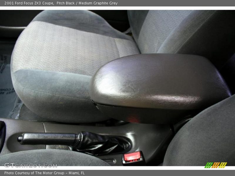 Pitch Black / Medium Graphite Grey 2001 Ford Focus ZX3 Coupe