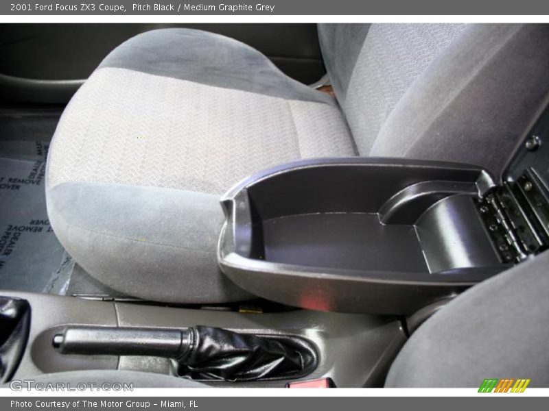 Pitch Black / Medium Graphite Grey 2001 Ford Focus ZX3 Coupe