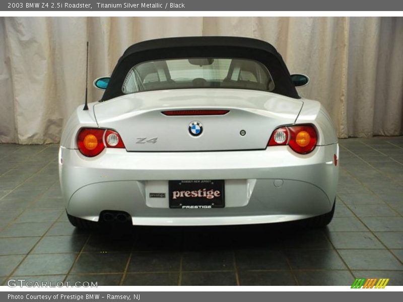 Titanium Silver Metallic / Black 2003 BMW Z4 2.5i Roadster