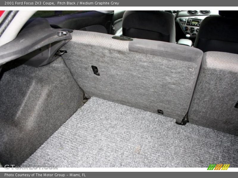 Pitch Black / Medium Graphite Grey 2001 Ford Focus ZX3 Coupe