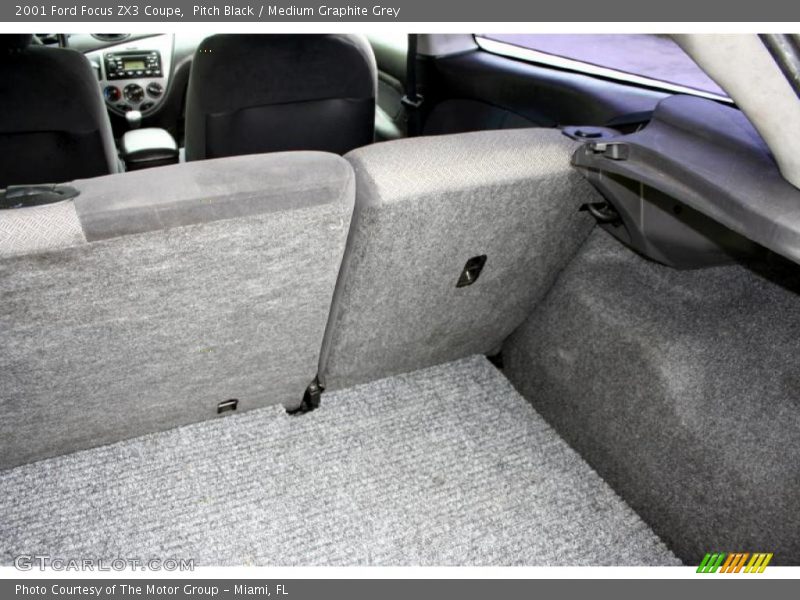 Pitch Black / Medium Graphite Grey 2001 Ford Focus ZX3 Coupe
