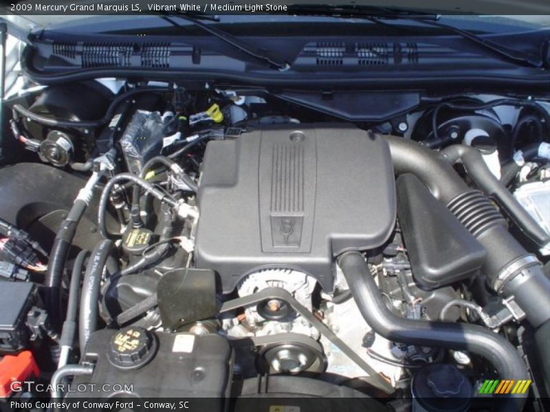 Vibrant White / Medium Light Stone 2009 Mercury Grand Marquis LS