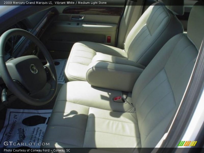 Vibrant White / Medium Light Stone 2009 Mercury Grand Marquis LS