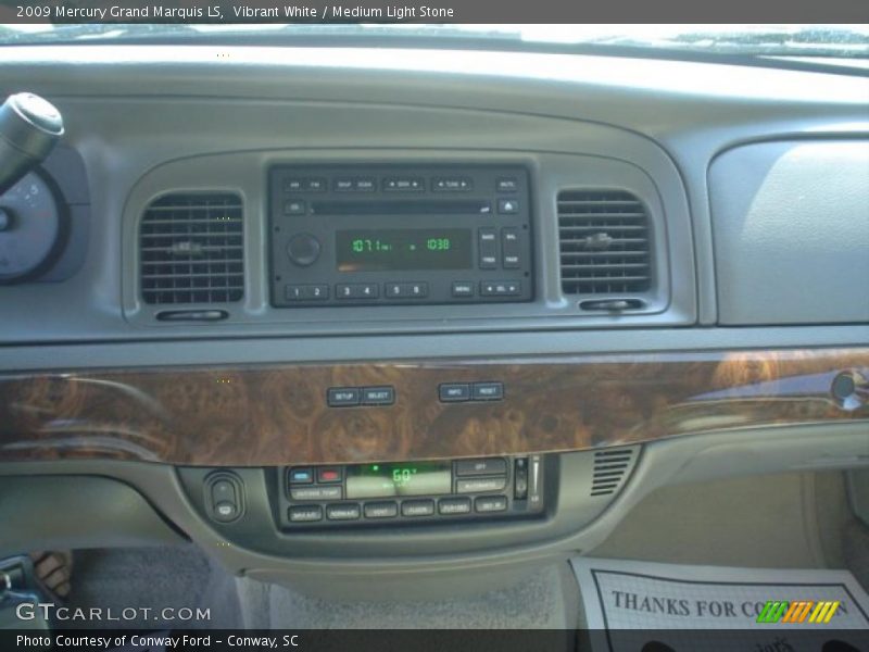 Vibrant White / Medium Light Stone 2009 Mercury Grand Marquis LS