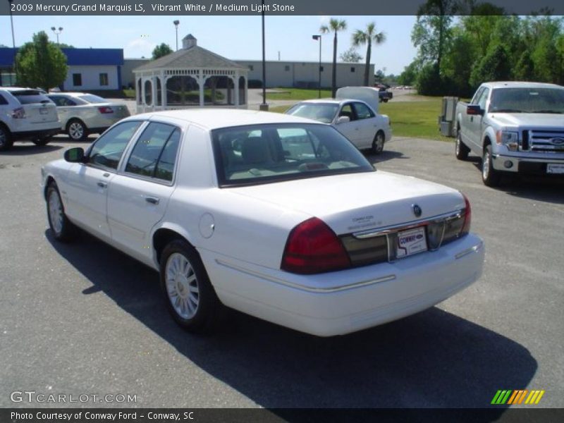 Vibrant White / Medium Light Stone 2009 Mercury Grand Marquis LS