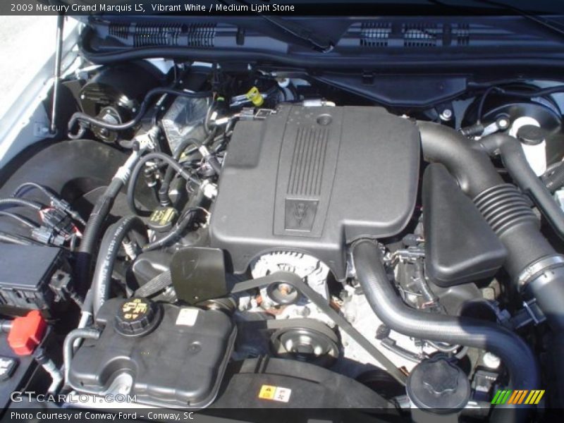 Vibrant White / Medium Light Stone 2009 Mercury Grand Marquis LS