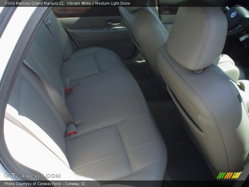 Vibrant White / Medium Light Stone 2009 Mercury Grand Marquis LS
