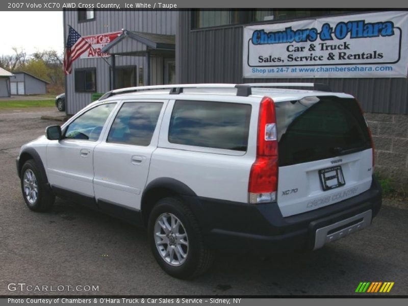 Ice White / Taupe 2007 Volvo XC70 AWD Cross Country