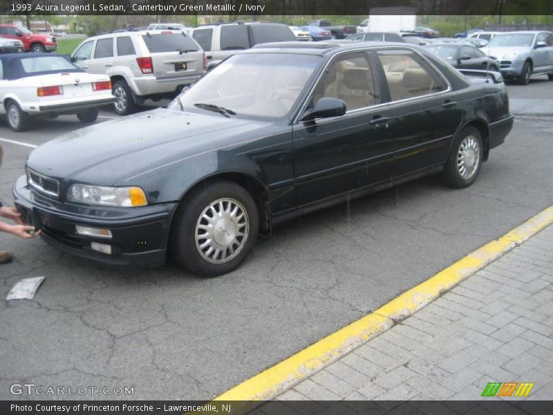 Canterbury Green Metallic / Ivory 1993 Acura Legend L Sedan