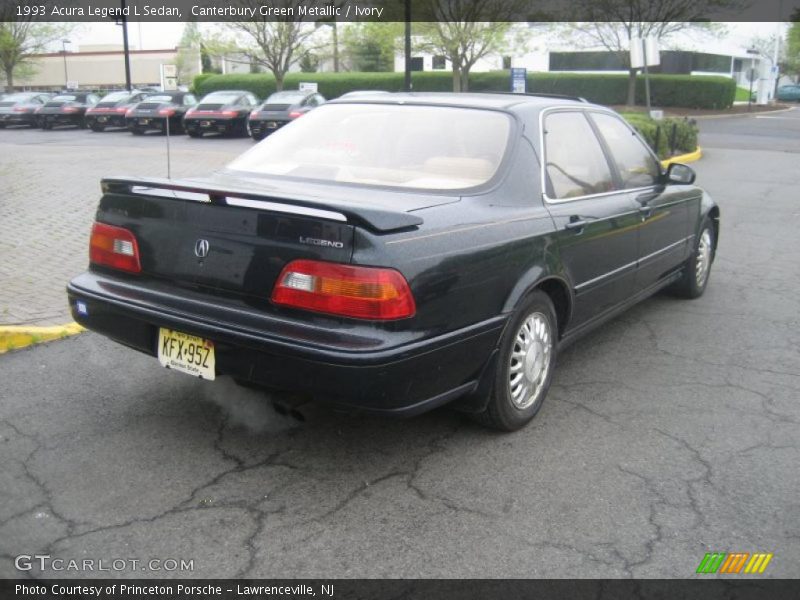 Canterbury Green Metallic / Ivory 1993 Acura Legend L Sedan