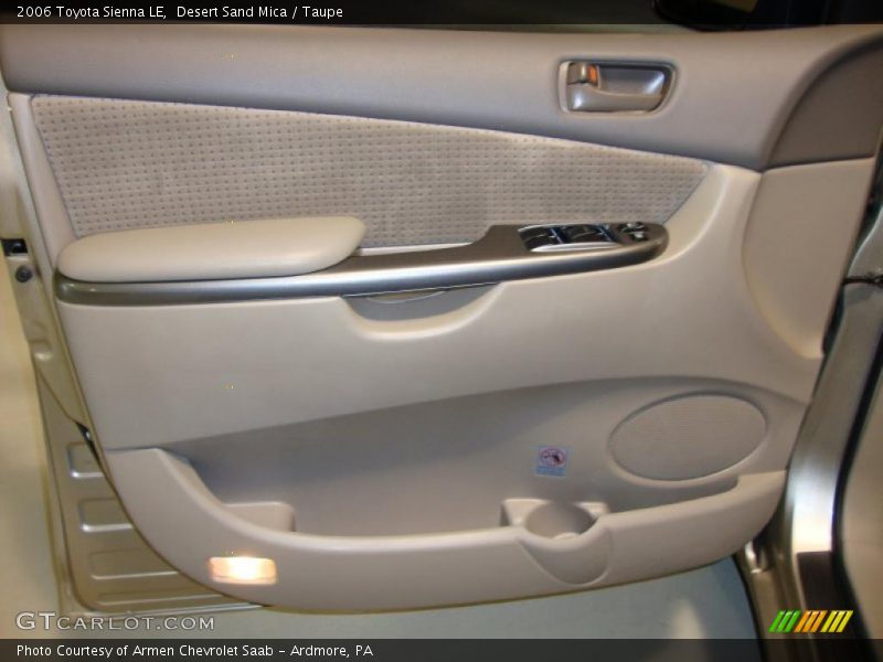 Desert Sand Mica / Taupe 2006 Toyota Sienna LE