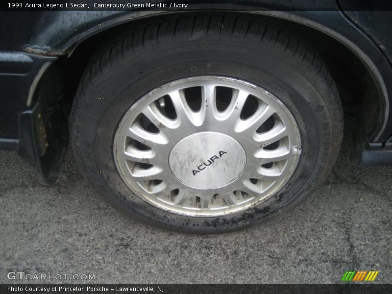 Canterbury Green Metallic / Ivory 1993 Acura Legend L Sedan