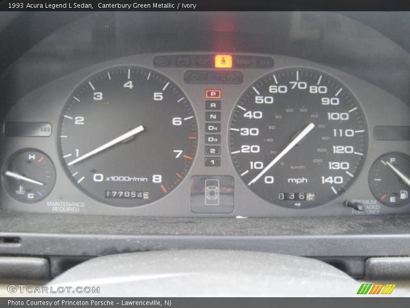 Canterbury Green Metallic / Ivory 1993 Acura Legend L Sedan